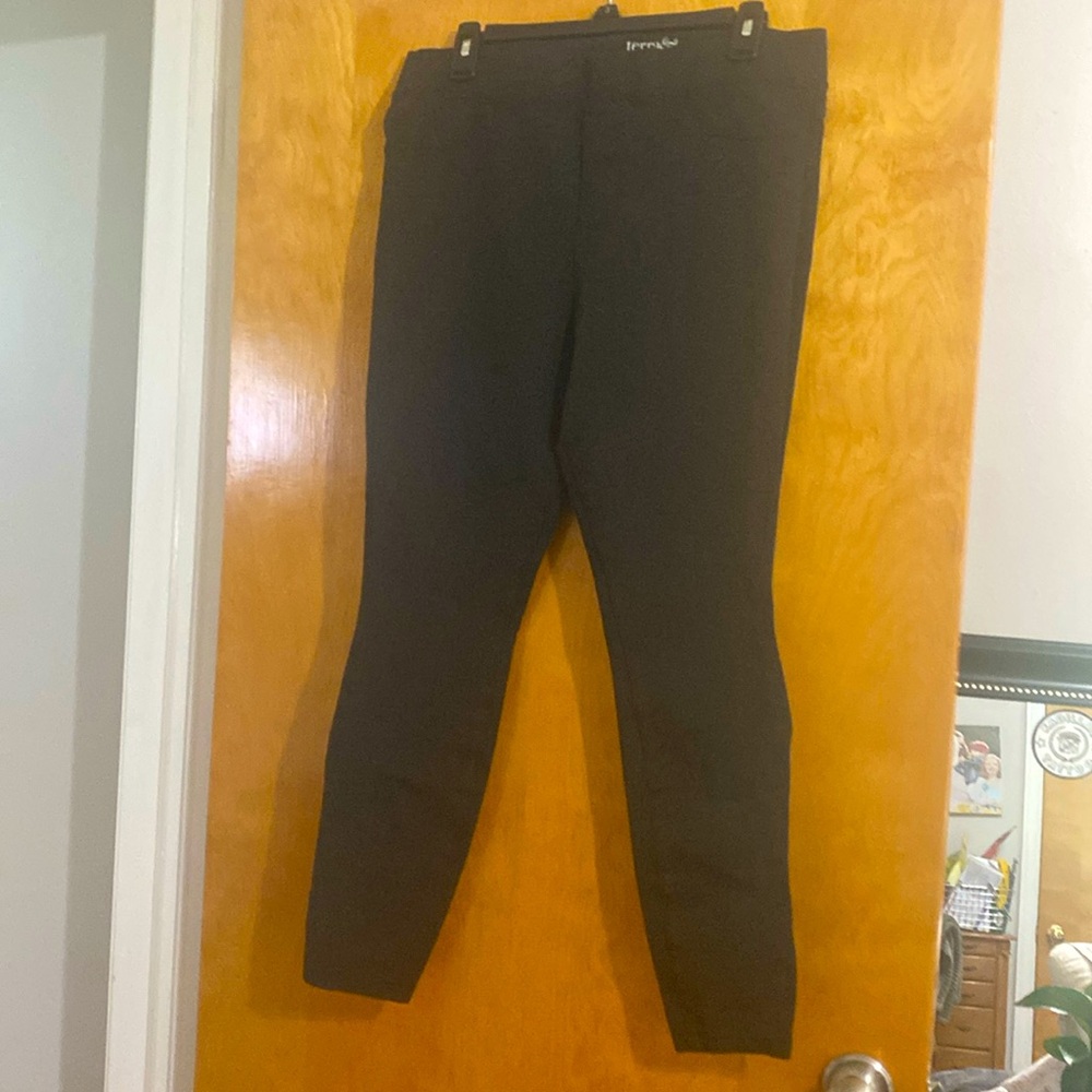 Terra & Sky Legging like pants with pockets